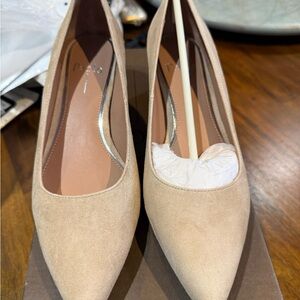 Paolo Women's Tan Suede Heels